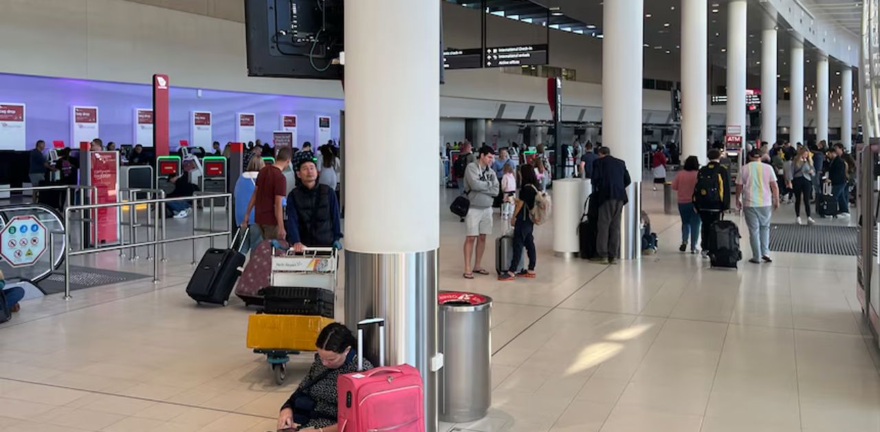 Emirates Airlines PER Terminal